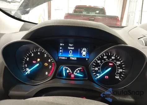 2017 Ford Escape Titanium z USA, uszkodzony, nr VIN 1FMCU9JD9HUA32064